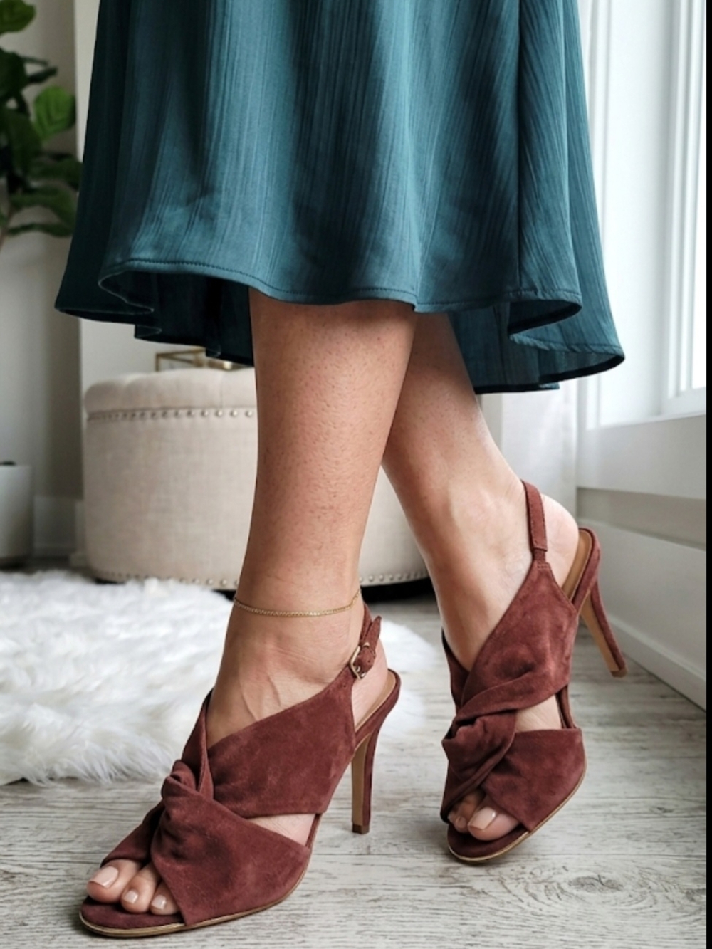 Banana Republic Suede Knot Slingback Heels in Brown